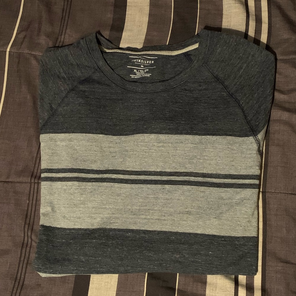 Quicksilver long sleeve shirt